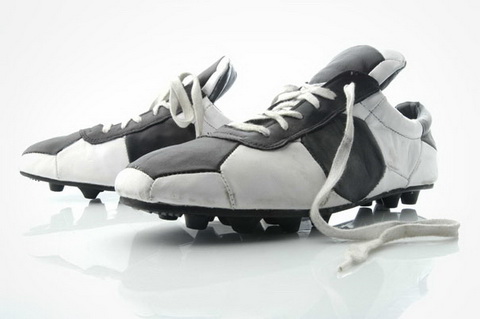 Shoes From Recycled Soccer Balls (2).jpg